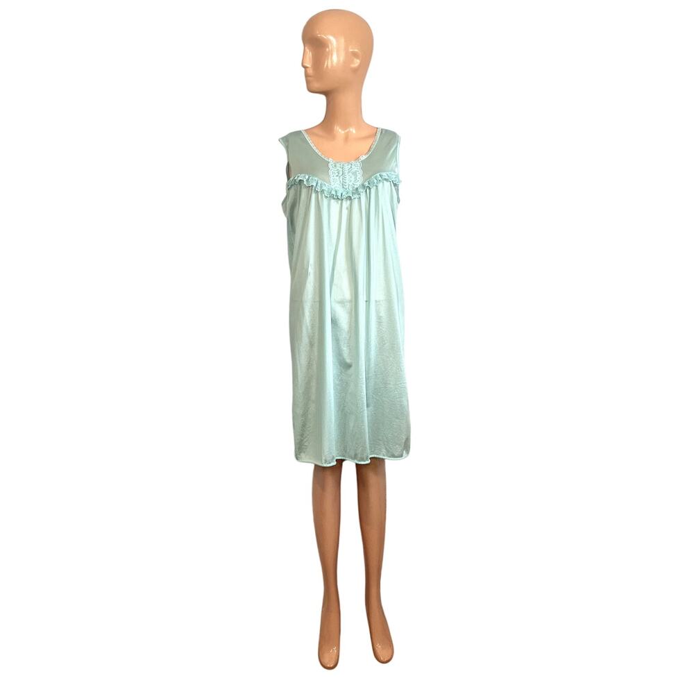 VTG 60s Handmade Blue Nylon Lace Trim Pleated Nightgown M Coquette Cottagecore